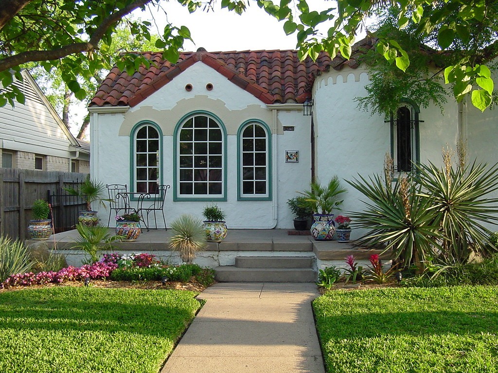 Spanish Style Homes