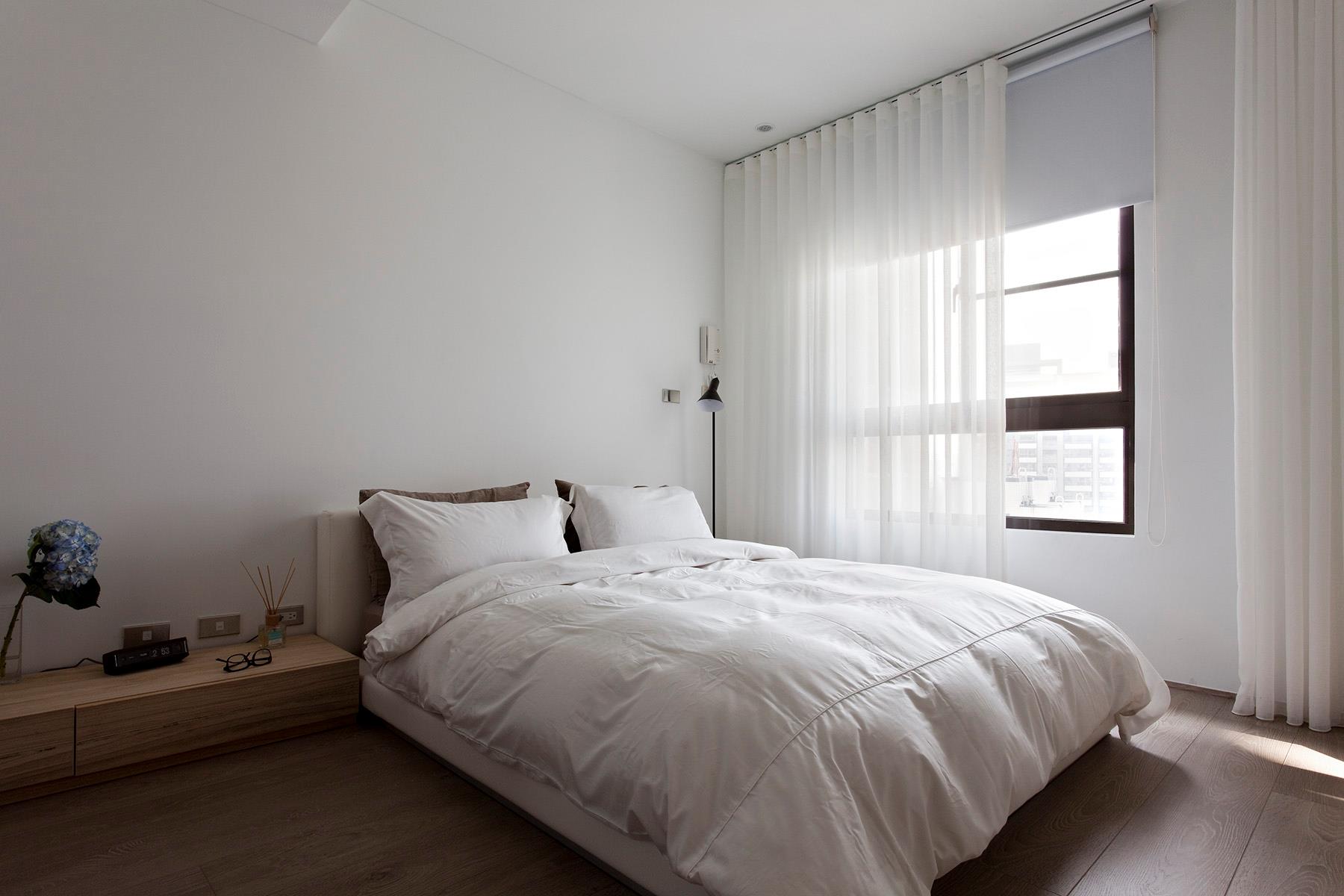 bedroom ideas for white furniture cream walls