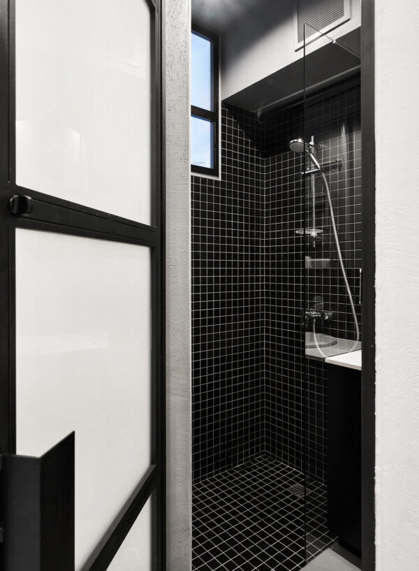 Black Shower Interior Design Ideas