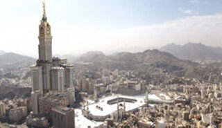 Abraj Al Bait – New Behemoth Mega Hotel in Mecca