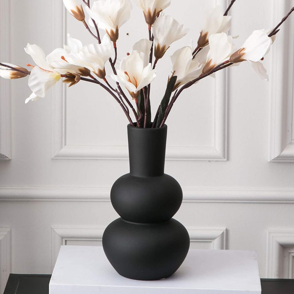 Black Flower Vase | Interior Design Ideas