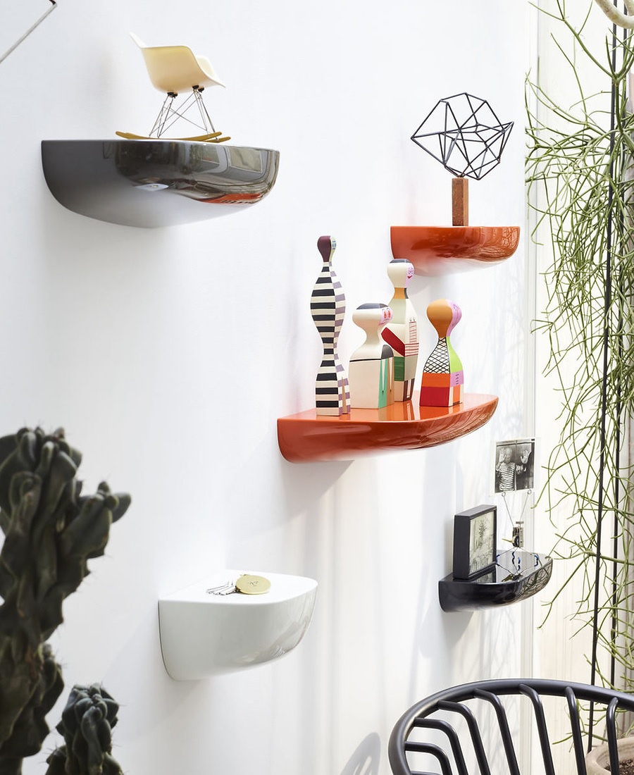 Floating glossy shelves