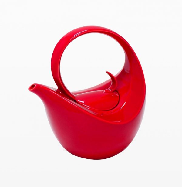 https://www.home-designing.com/wp-content/uploads/2017/02/Red-Olivia-Teapot-600x616.jpg