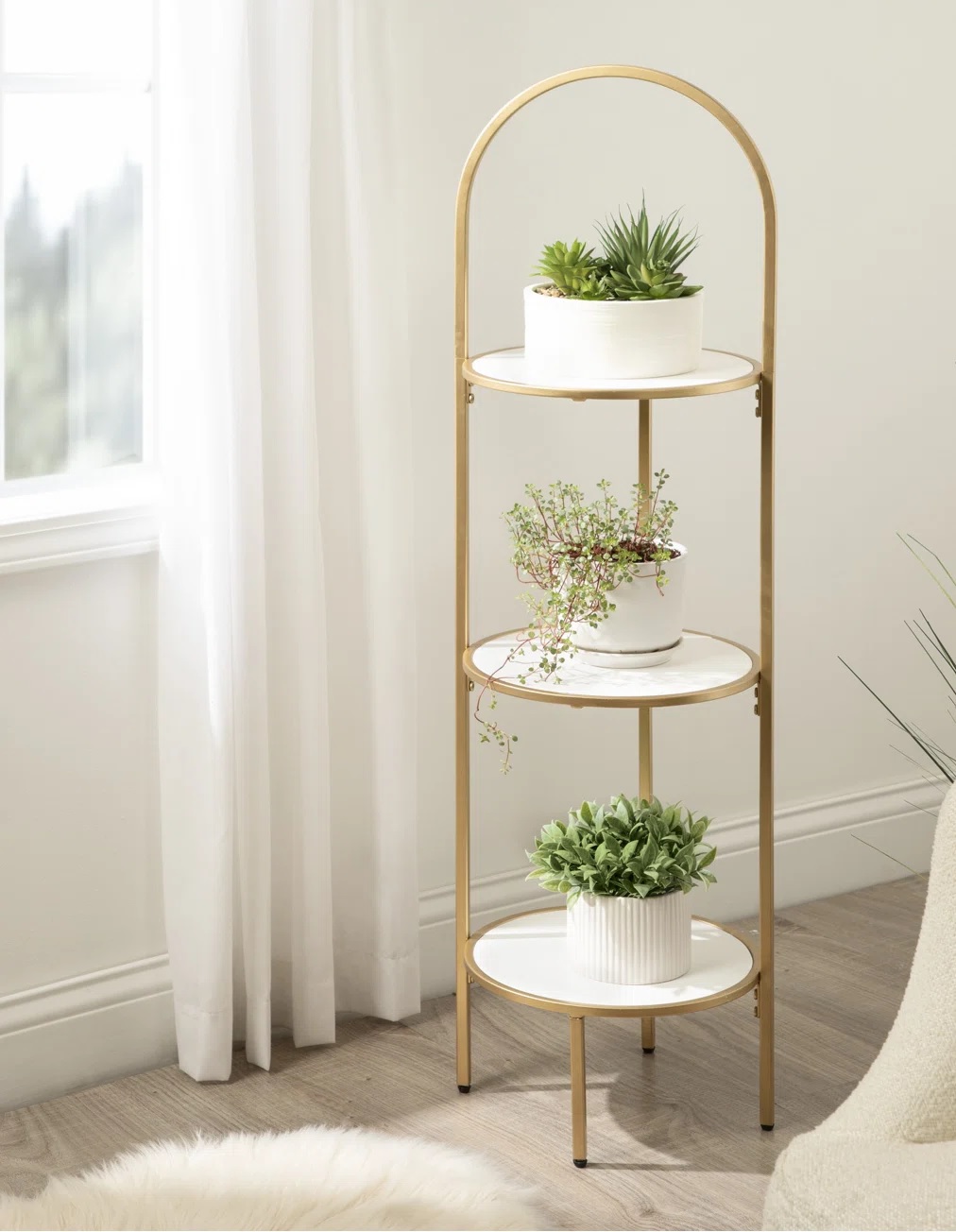 Arched white and gold plant stand