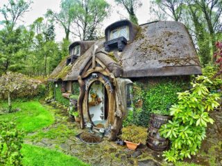 A Gorgeous Real World Hobbit House In Scotland