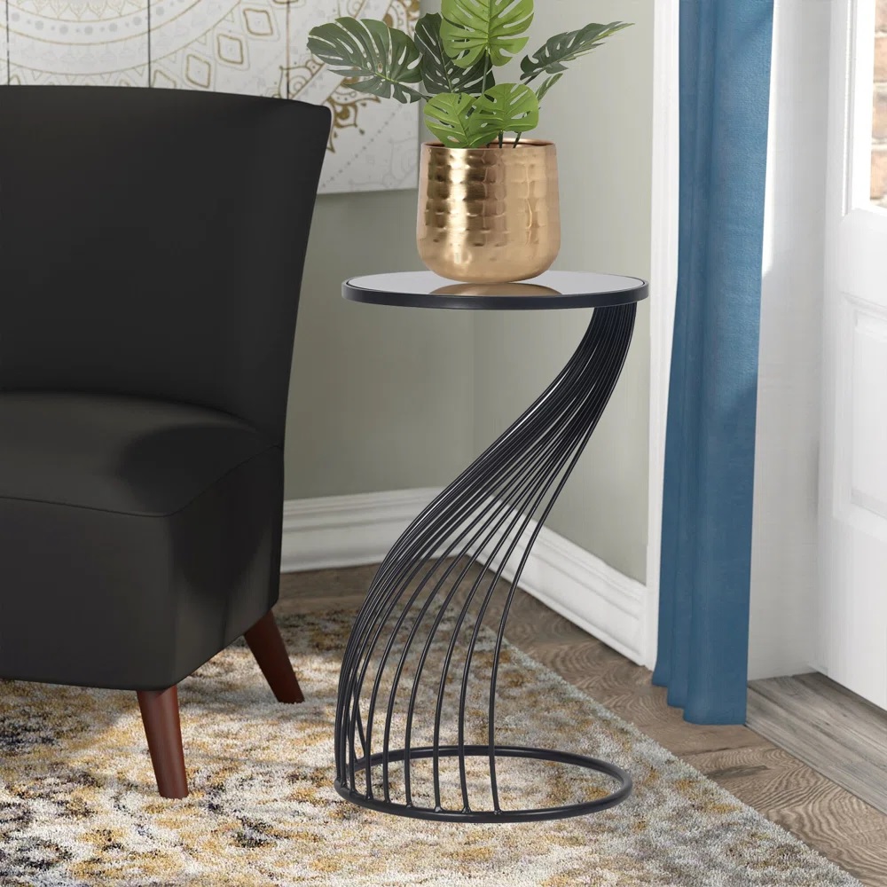 Metal wire end table with curved base