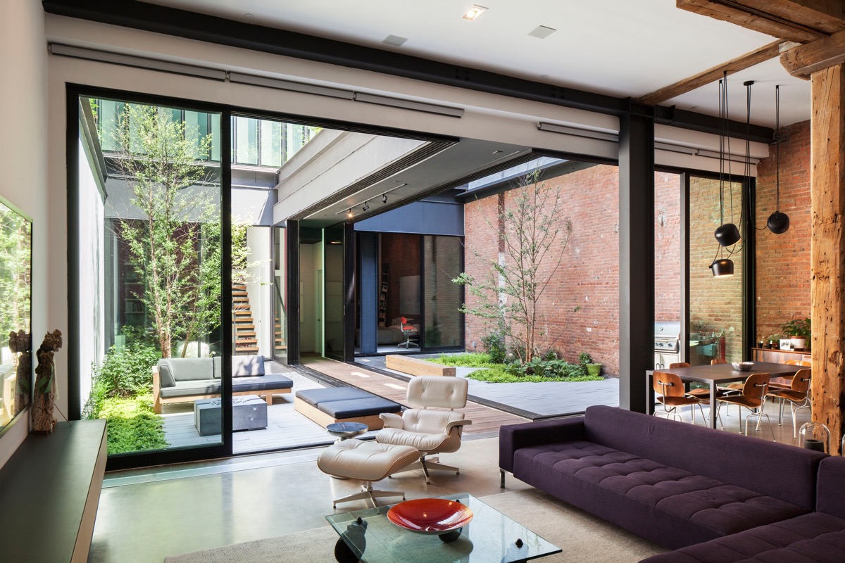 51 Captivating Courtyard Designs That Make Us Go Wow