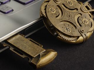 Product Of The Week: A Beautiful, Mechanically Locked USB Drive