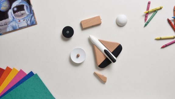 Product Of The Week: A Beautiful Space Themed Toy Set Made Of Wood & Magnets