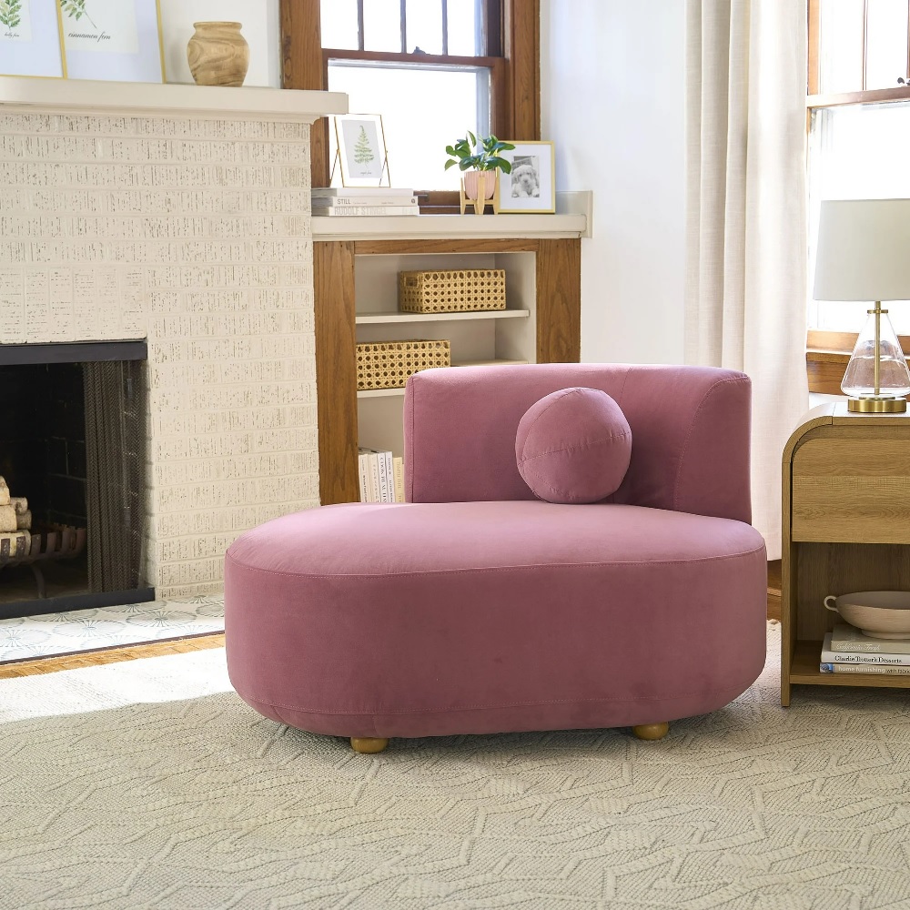 Small pink chaise