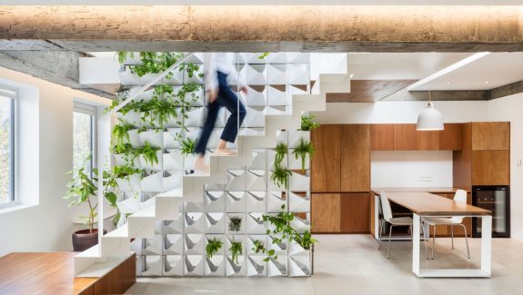 Single Bedroom Loft With Double-sided Living Wall Design