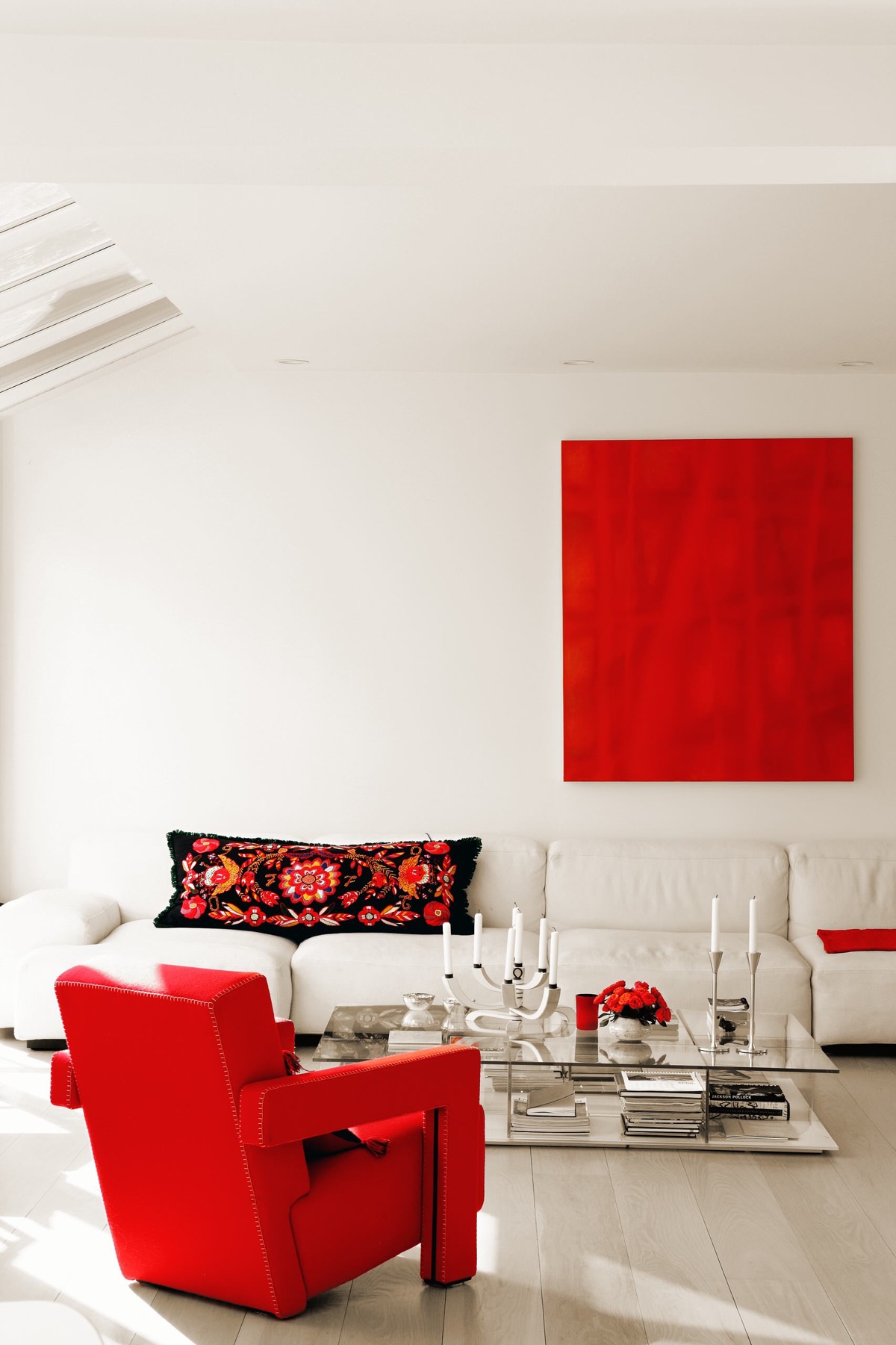 https://www.home-designing.com/wp-content/uploads/2020/03/red-living-room-furniture.jpg