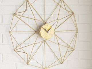 Product Of The Week: A Sculptural Clock