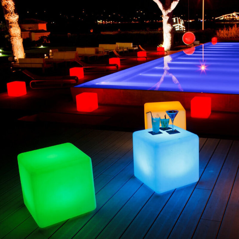 Outdoor side tables with LEDs