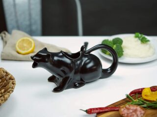 Product Of The Week: The Puking Cat Gravy Boat