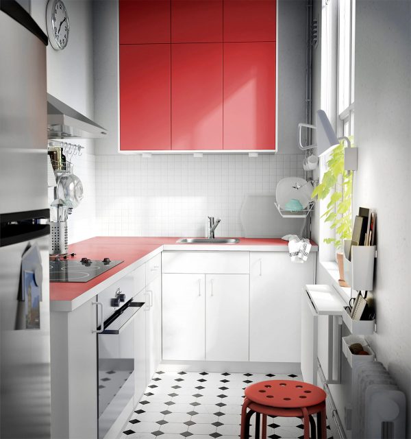 Red Kitchen Countertops 600x640 