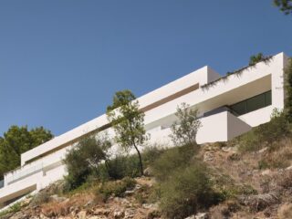 A Luxurious Terraced Villa With Pool In The Mediterranean [Video]