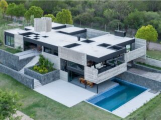 A Monolithic Argentinian House Set In Stone And Concrete [Video]