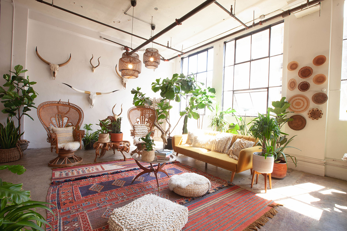51 Boho Living Rooms With Ideas, Tips And Accessories To Help You