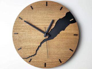 Product Of The Week: Non-ticking Modern Wooden Clock