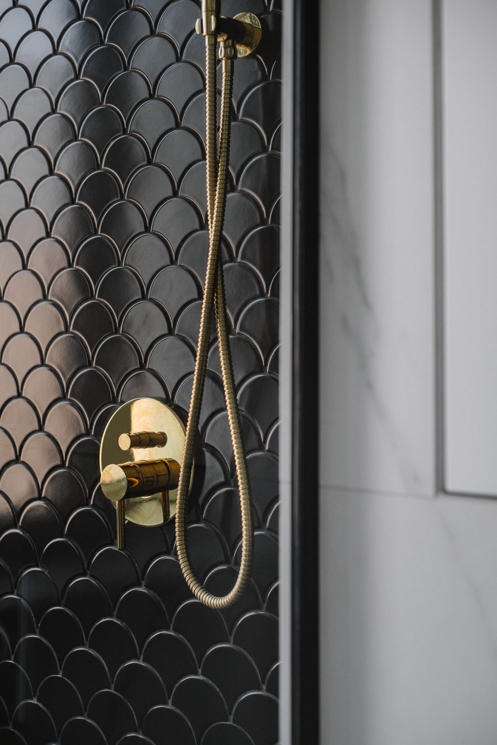 Gold Shower Fixtures Interior Design Ideas   Gold Shower Fixtures 1024x1536 