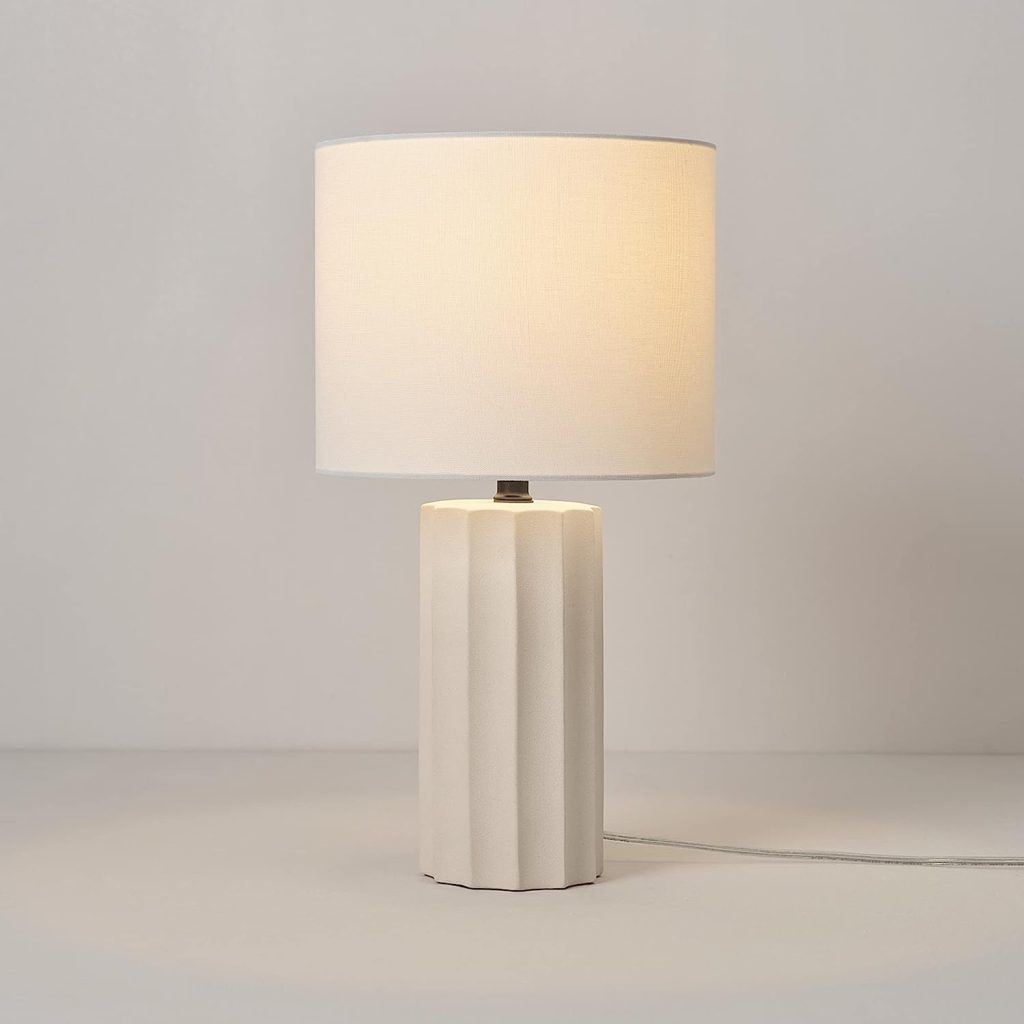 ribbed white concrete table lamp