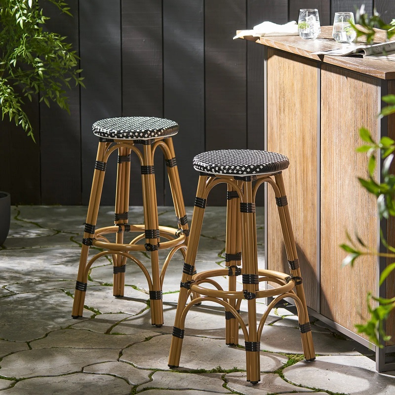 round rattan outdoor bar stools with black and white coloration faux rattan weatherproof wicker faux bamboo made from aluminum durable outdoor seating ideas barstools