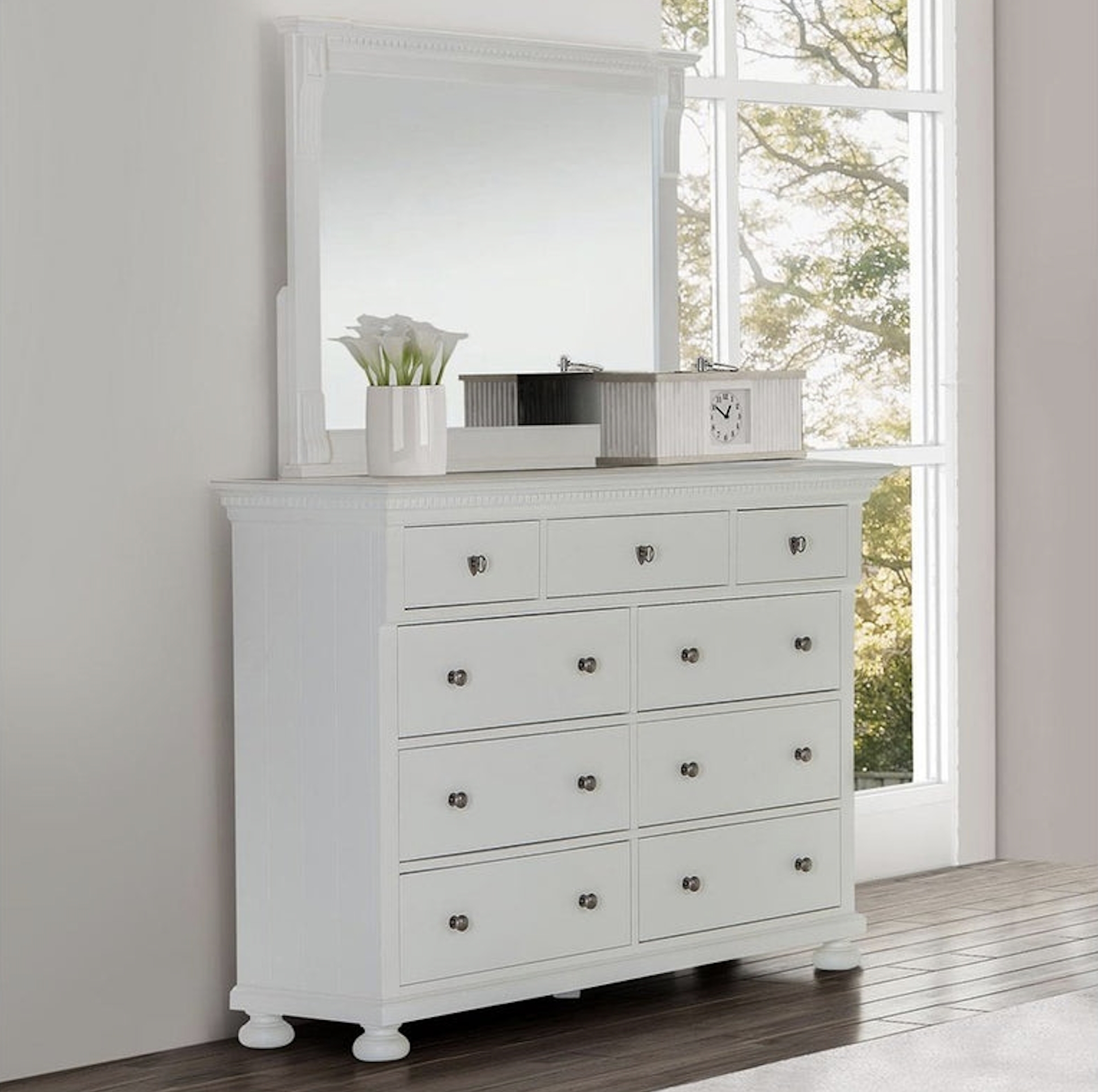 Traditional White Dresser With Mirror Set