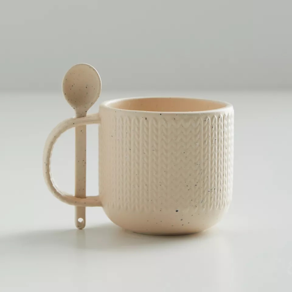 cable knit coffee mug with spoon holder in the handle artistic unique ceramic coffee mugs for sale cute christmas gift ideas winter cozy cups for lattes hot chocolate mug