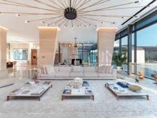 A Dubai Luxury Mansion Where Art And Splendor Meet