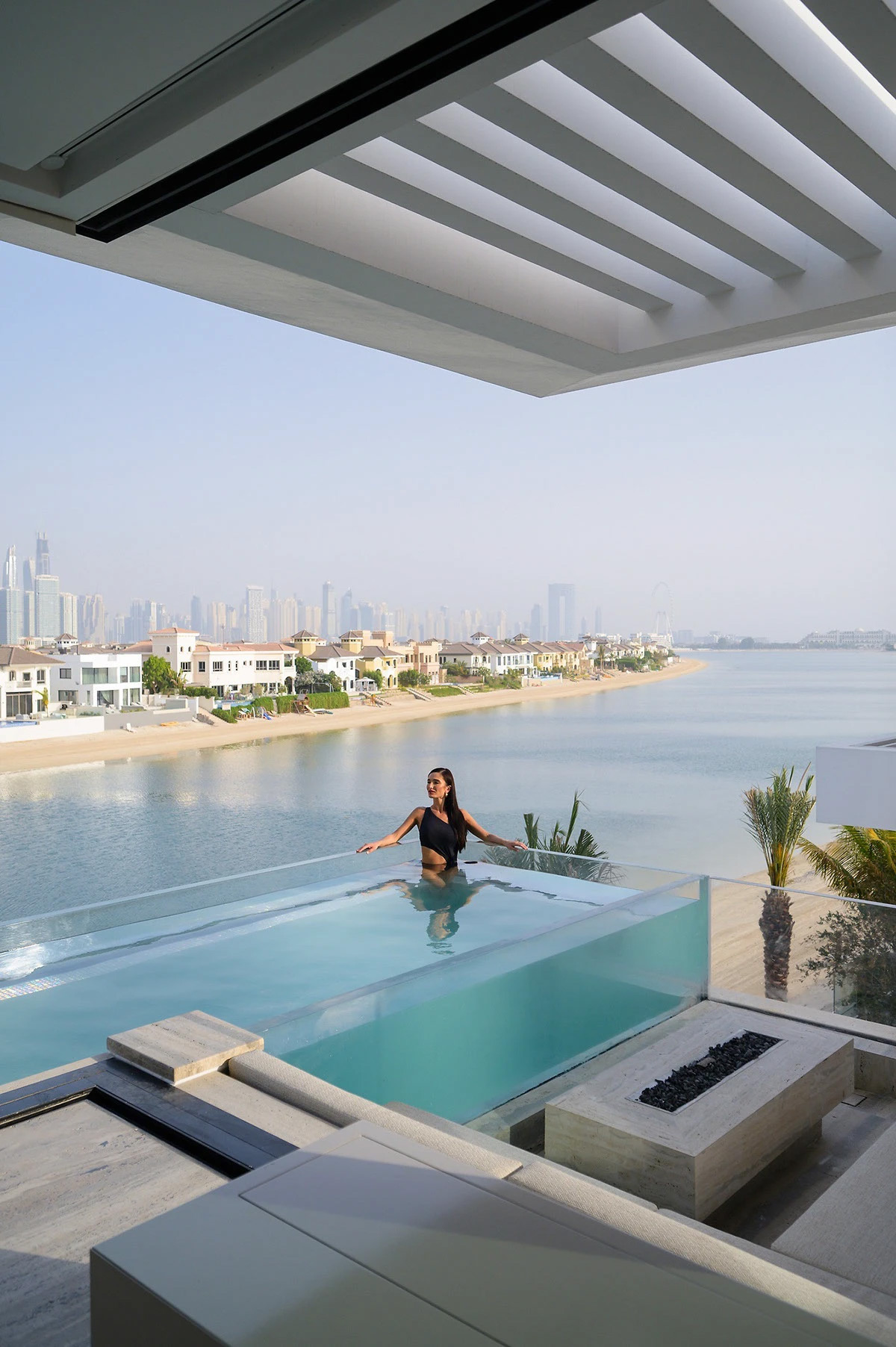 spectacular villa in palm jumeirah 24