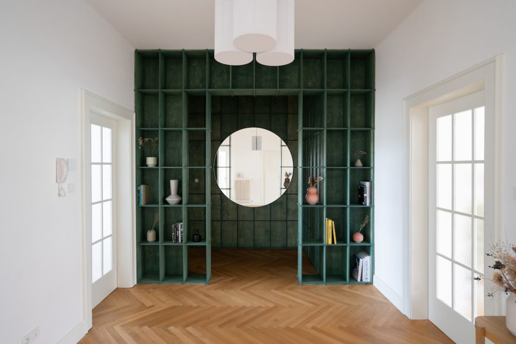 stunning foyer with accent cabinetry