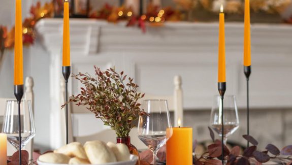 15 Amazing Thanksgiving Décor Ideas For a Festive Home