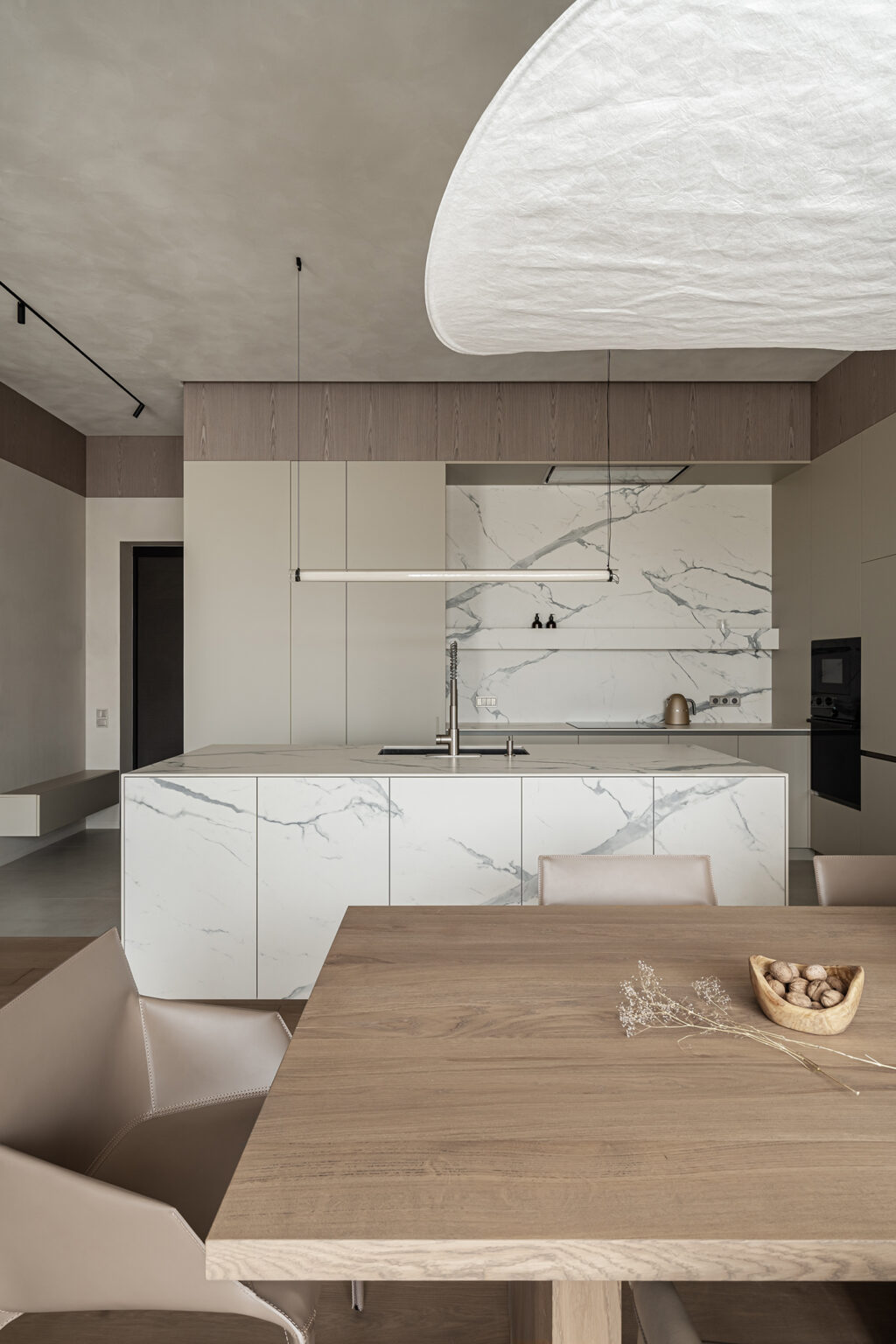 marble island and backsplash